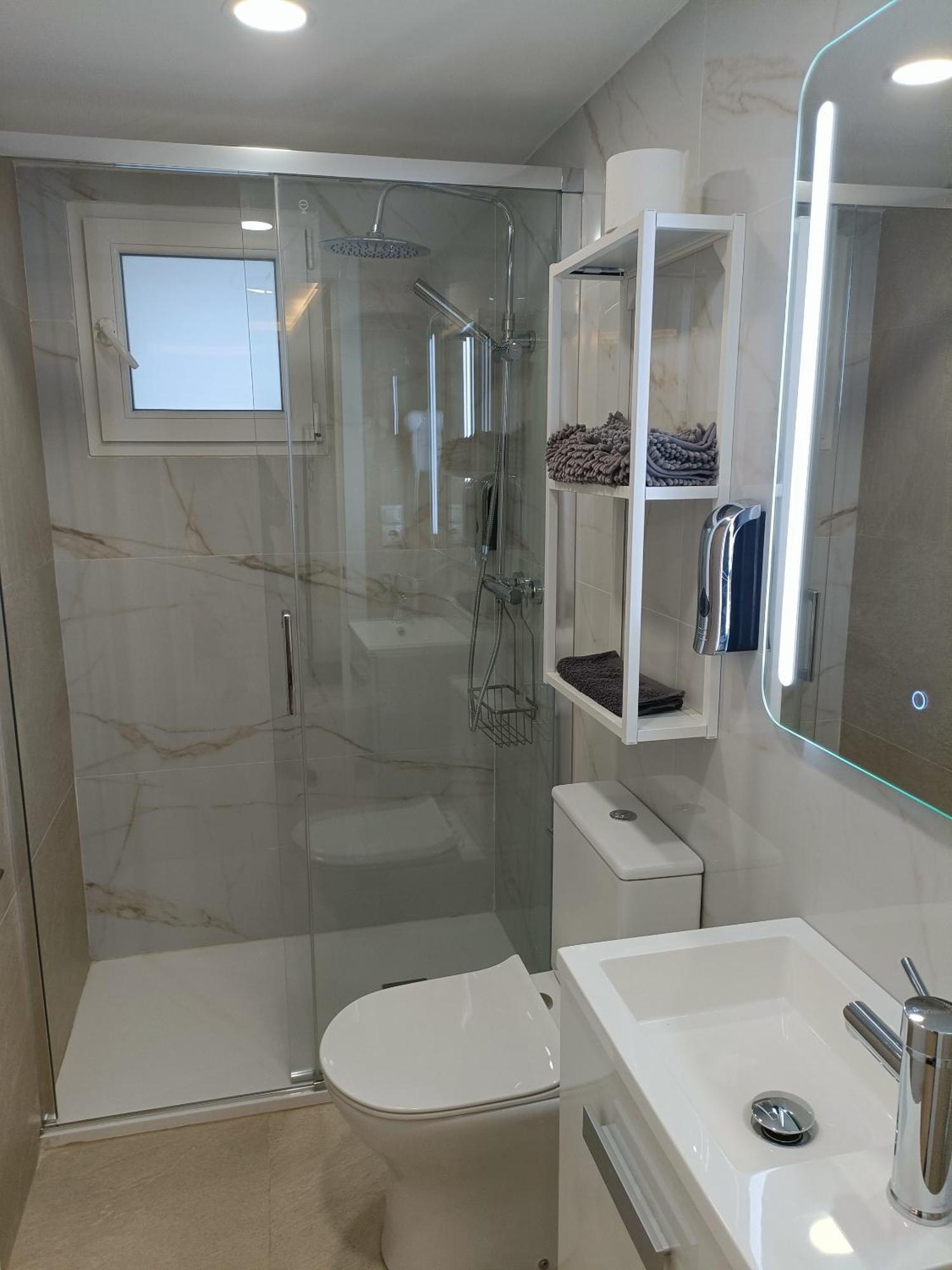 Oillan11 - Apartamento 5 Málaga Buitenkant foto
